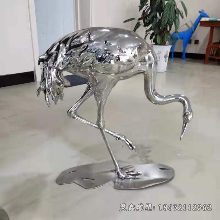 不锈钢镜面白鹭动物雕塑