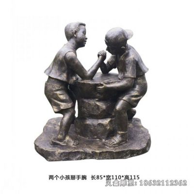 掰手腕人物铜雕 (10)