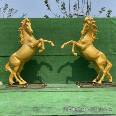 奔跑的马铜雕