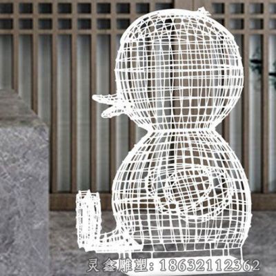 街头不锈钢镂空鸭子雕塑