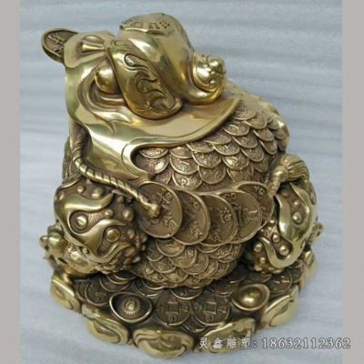街头金蟾动物铜雕