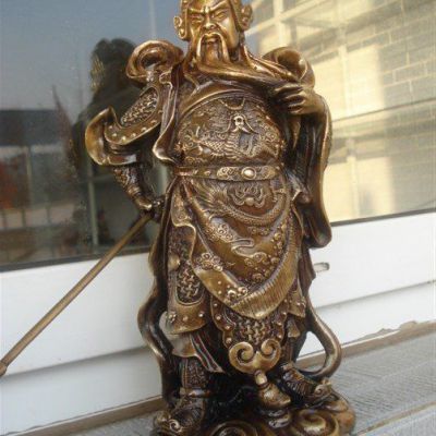 户外名将关公人物铜雕