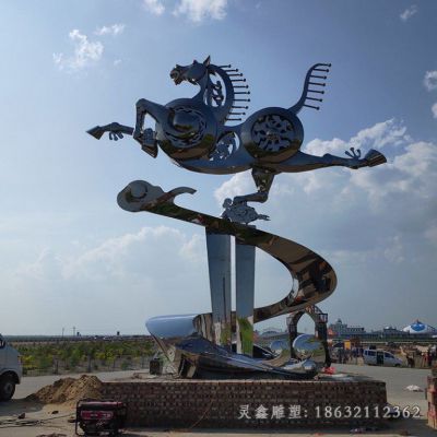 街边不锈钢马跳跃动物雕塑