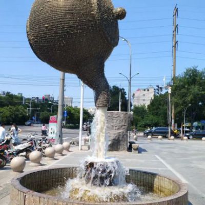 广场茶壶喷泉铜雕