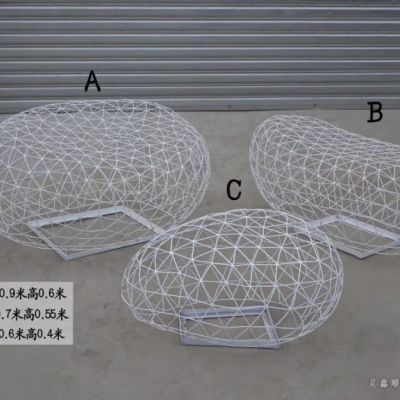镂空不锈钢鹅卵石雕塑
