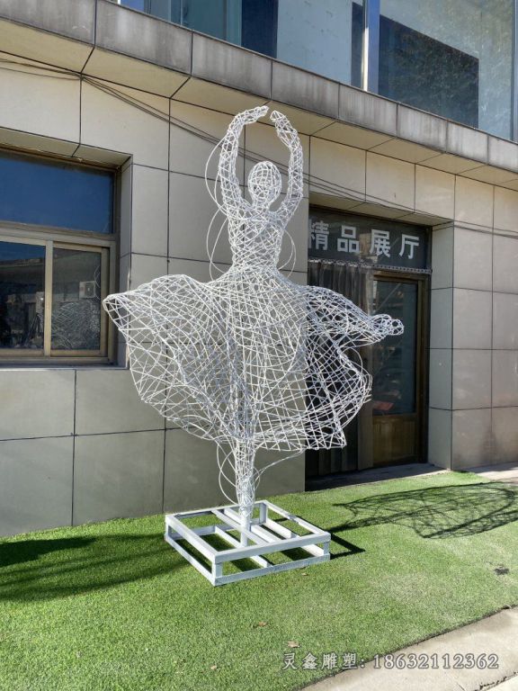不锈钢芭蕾校园人物雕塑