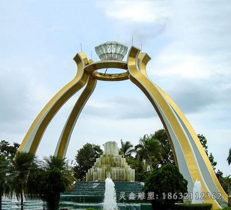 不锈钢广场钻石景观雕塑