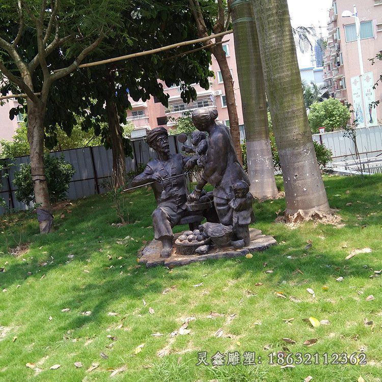 城市称东西人物景观铜雕