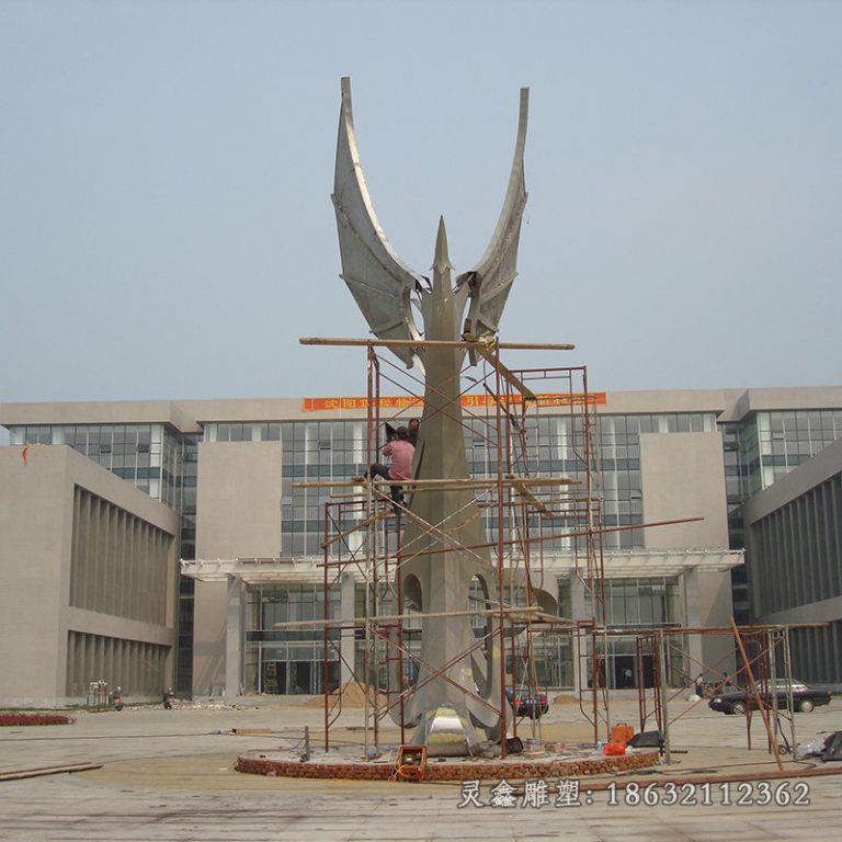 不锈钢大门景观雕塑