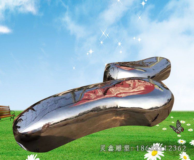 不锈钢街头凳子雕塑