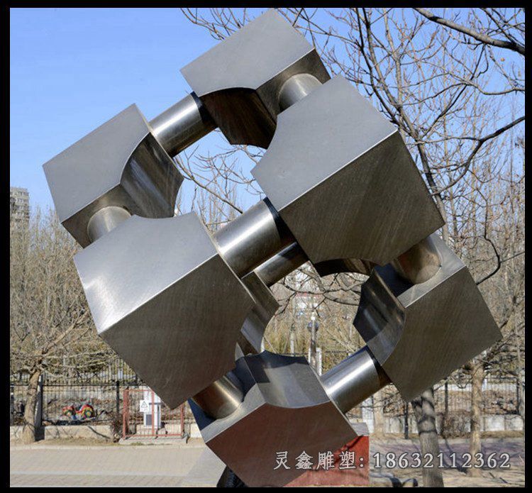 城市户外不锈钢方块雕塑