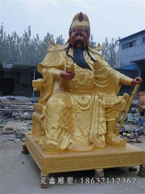 街边关公坐式人物铜雕