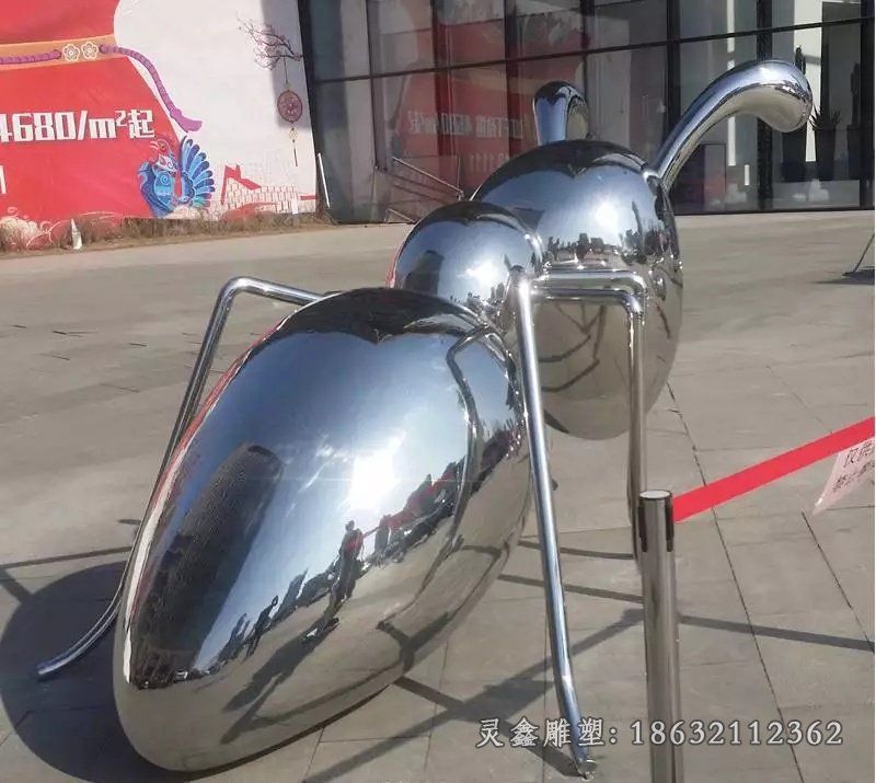户外不锈钢蚂蚁动物雕塑