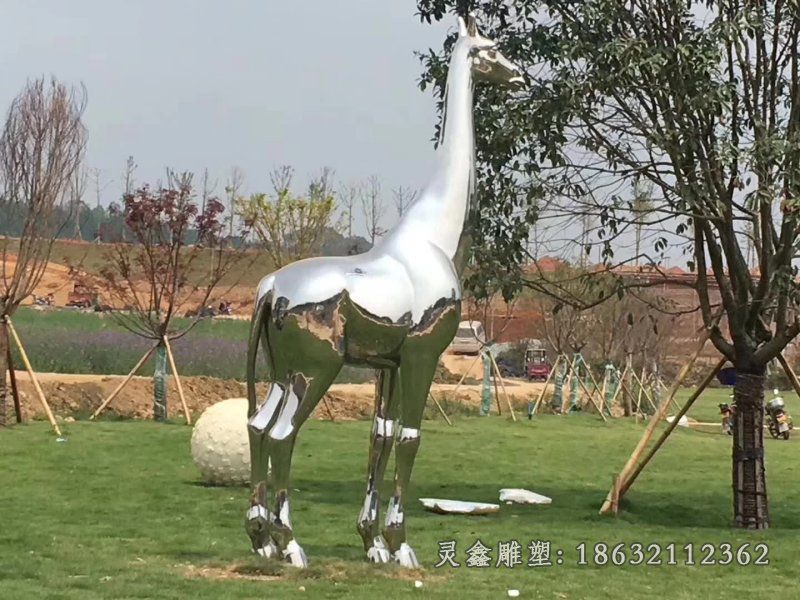 公园不锈钢长颈鹿动物雕塑