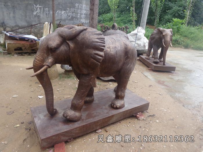街边大象动物铜雕